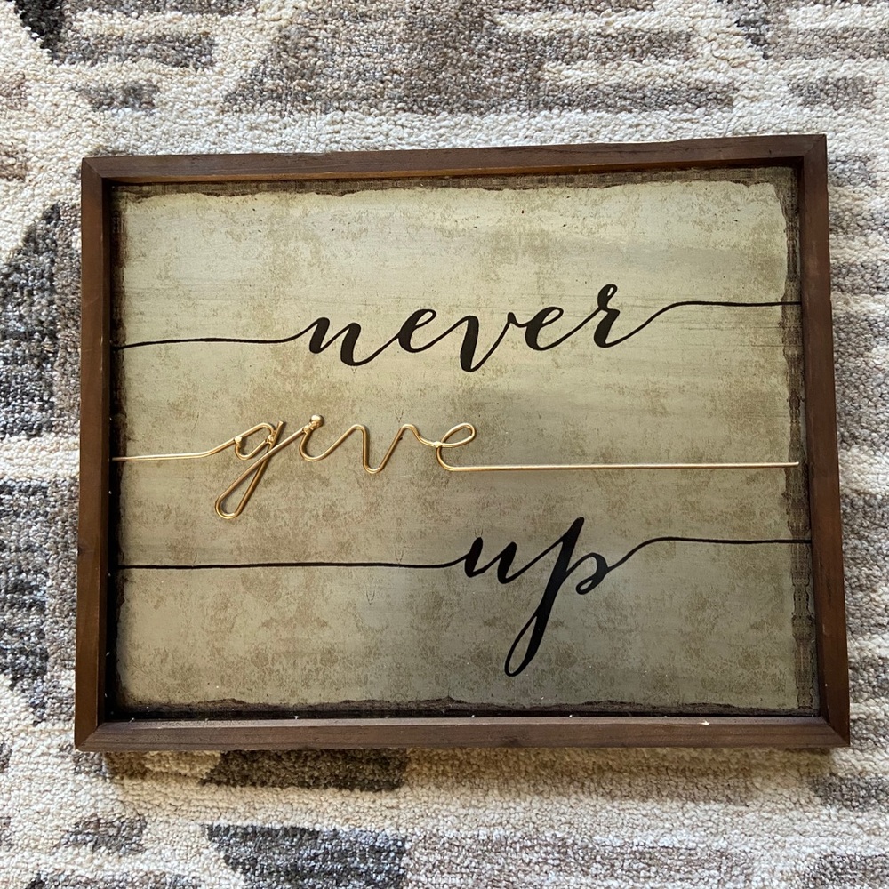 WOODEN/METAL WALL ART